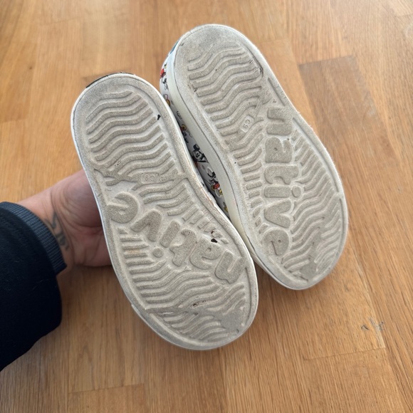 Native x Disney 9 White Jefferson Mickey Mouse Slip On Shoes Unisex - Picture 8 of 10